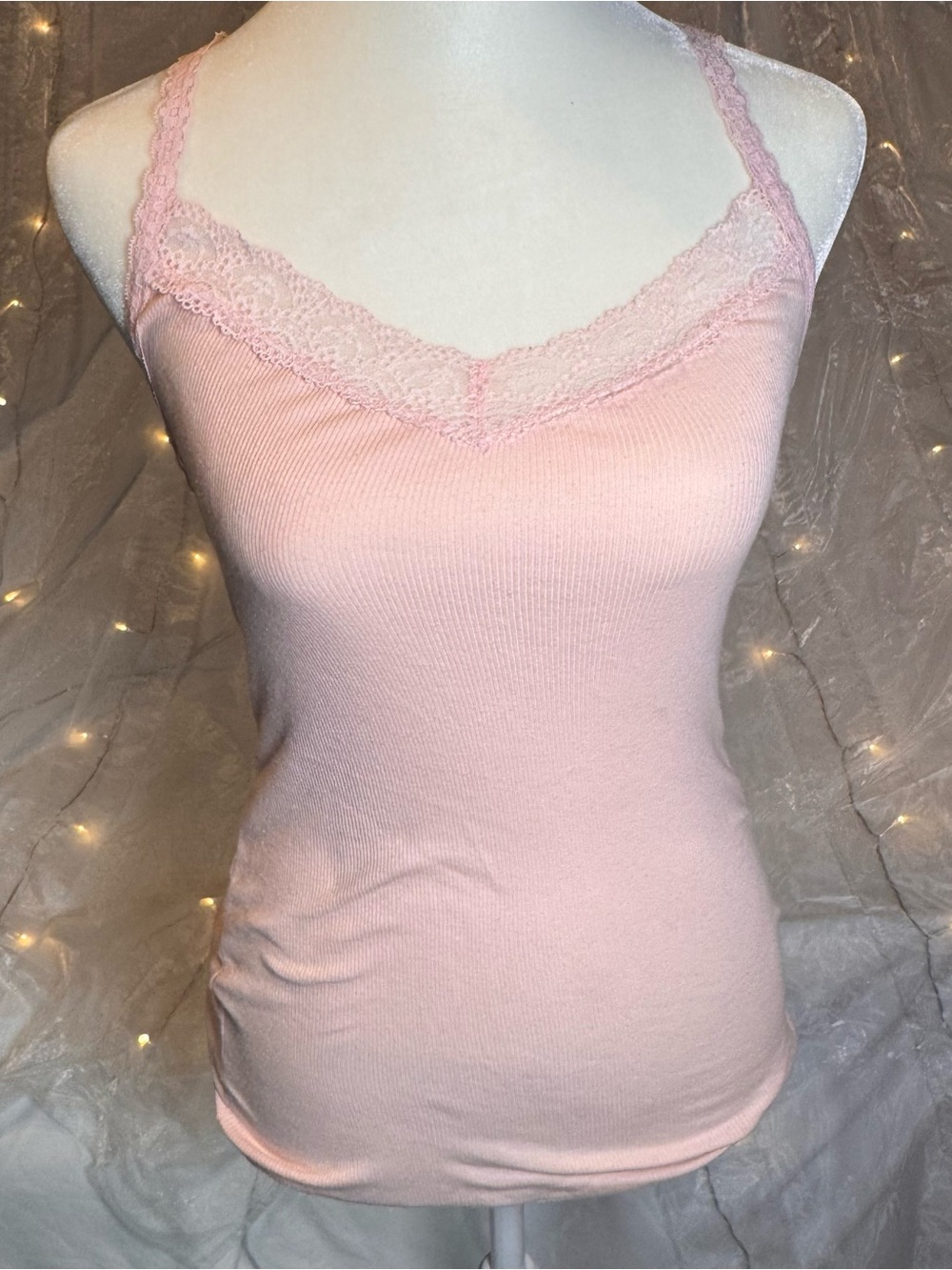 Authentic Y2K Hollister Lace Trim Soft Pink Cami Preppy Size S RazorBack  Ribbed